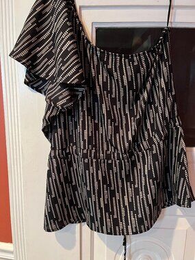 One Shoulder Collective Concepts Top